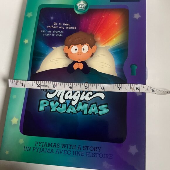 My Magic Pyjamas – Glow-in-the-Dark Storybook & Pajama Set - Picture 13 of 14